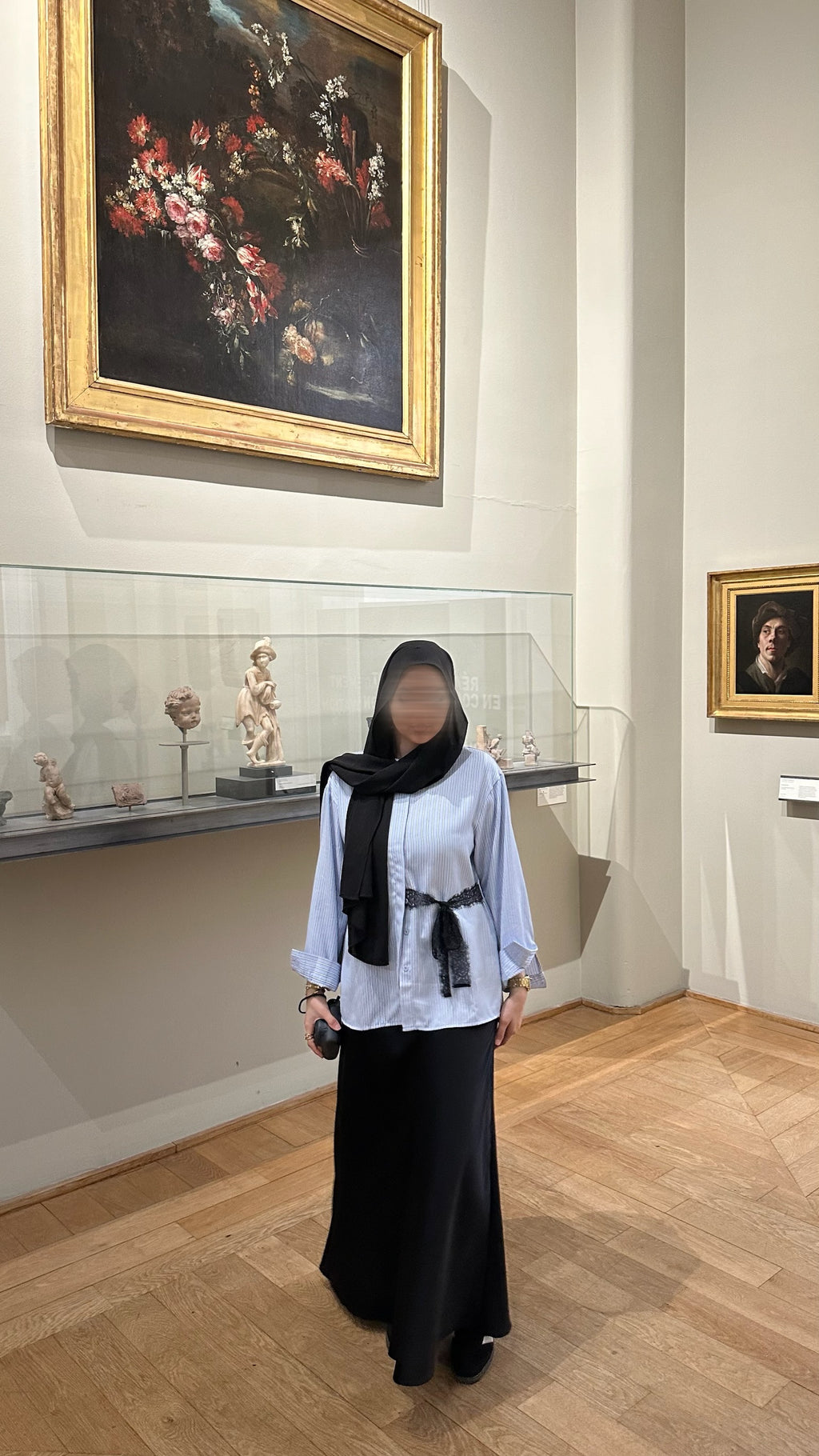 Chemise Rayée Femme avec Dentelle Chic Minimaliste & Modest Wear