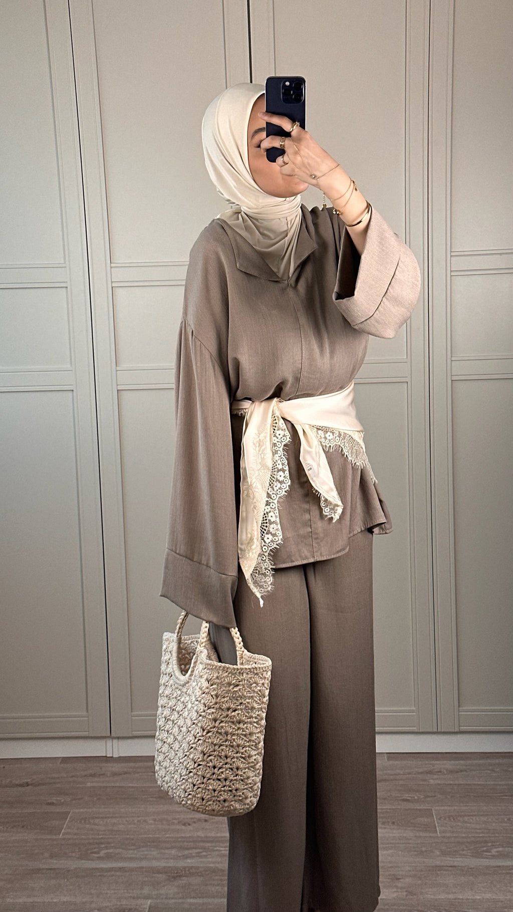 Ensemble Modest Wear greige Fluide Tenue Chic et Élégante Femme