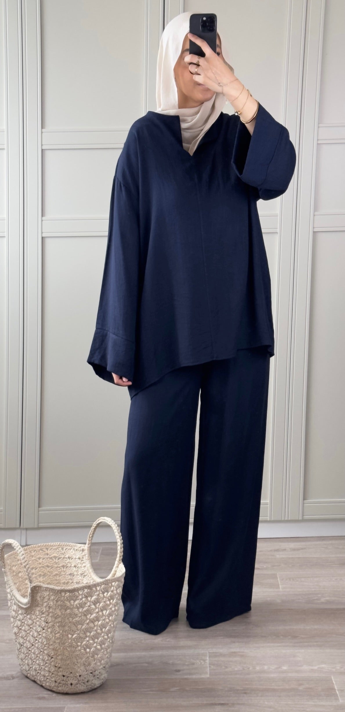 Ensemble Modest Wear Bleu Marine Fluide Tenue Chic et Élégante Femme