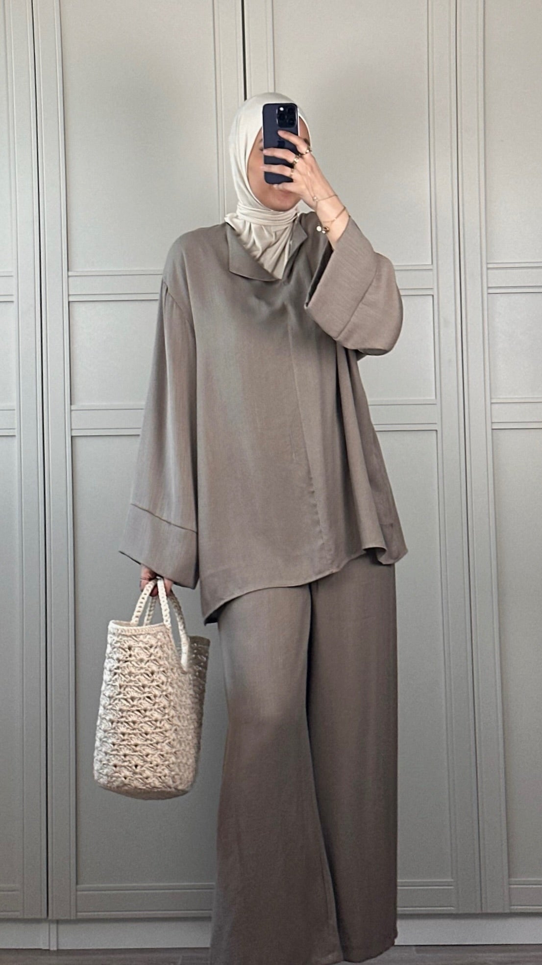 Ensemble Modest Wear greige Fluide Tenue Chic et Élégante Femme