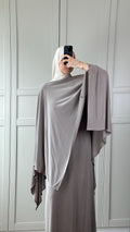 Ensemble Taupe Fluide Femme – Jupe Longue & Cape Modest Fashion