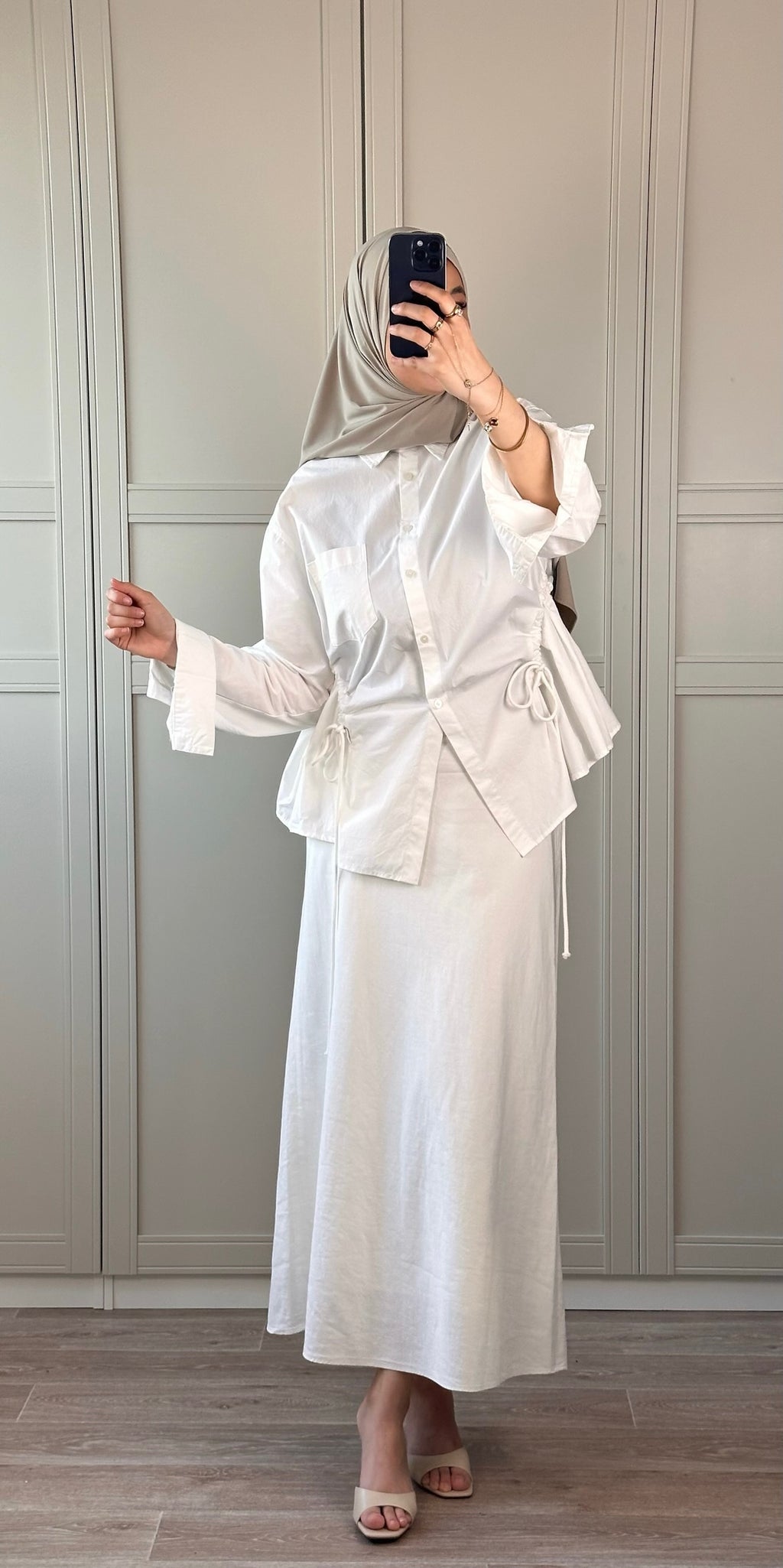 Chemise Blanche Femme Fluide à Nouer Élégance Modest Wear Chic